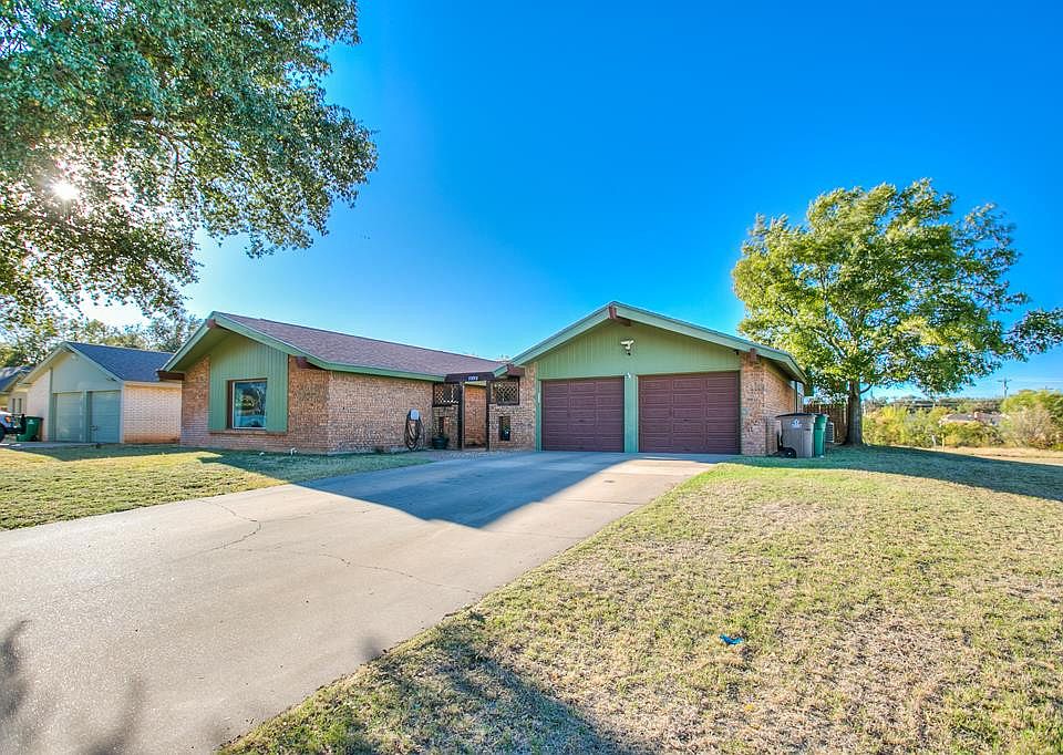 1st image of 3334 Vista Del Arroyo Dr