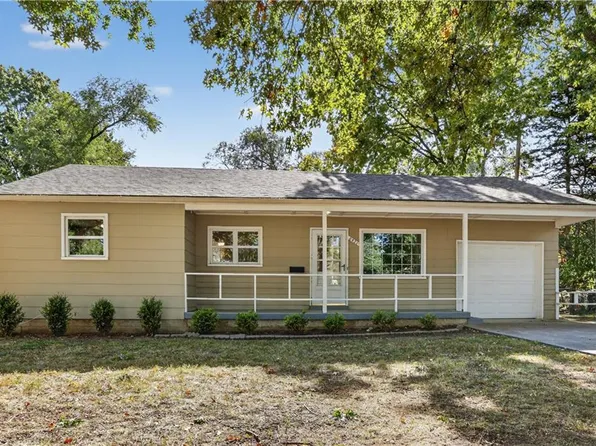 6421 W 81st Ter, Overland Park, KS 66204