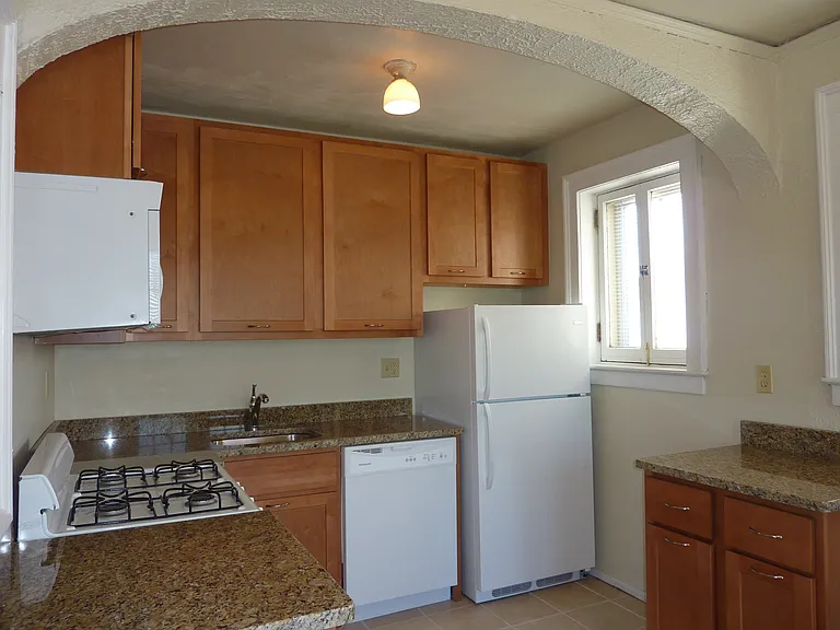 6416 Oakland Ave — Photo 5
