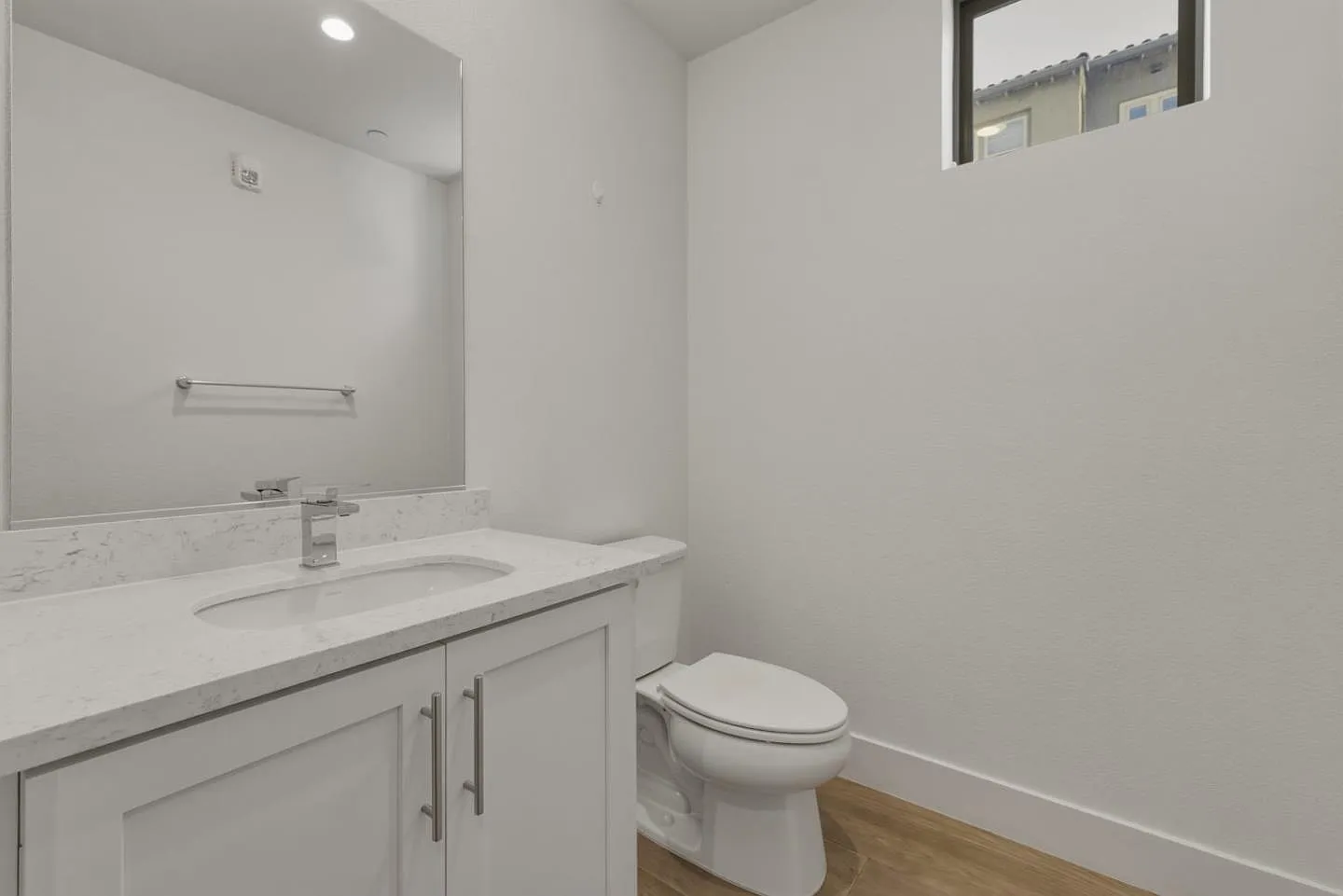 1010 San Pierre Way — Photo 3