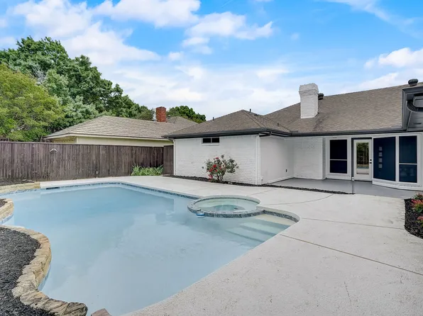 10115 Panther Ridge Trl, Dallas, TX 75243