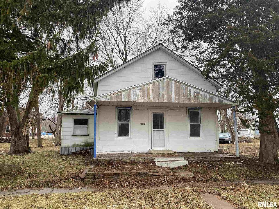 1st image of 1124 S 1st St