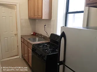 Rented by Alexiou Realty