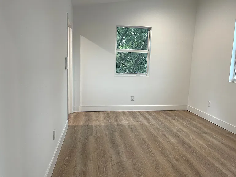 3603 Charles Ave — Photo 19