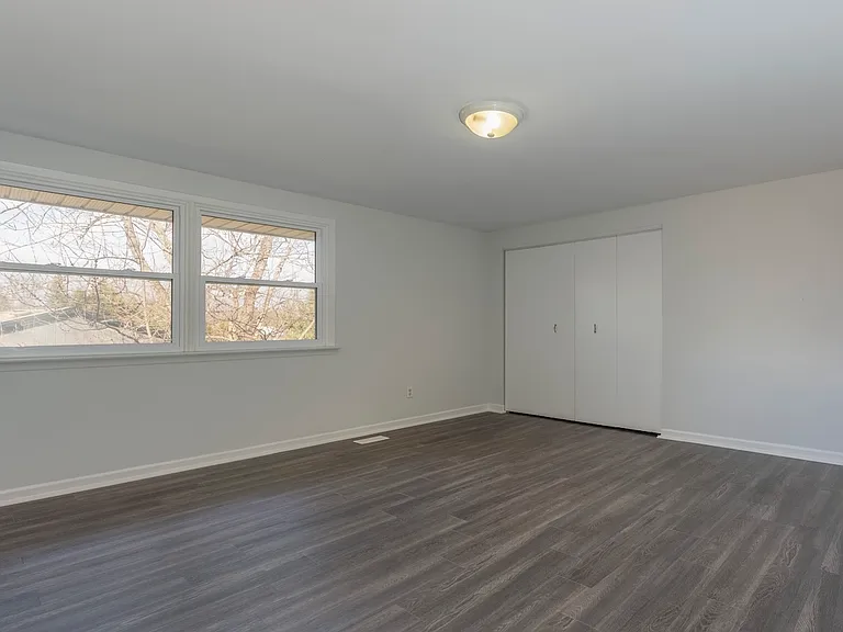 101 Blackacres Blvd — Photo 10