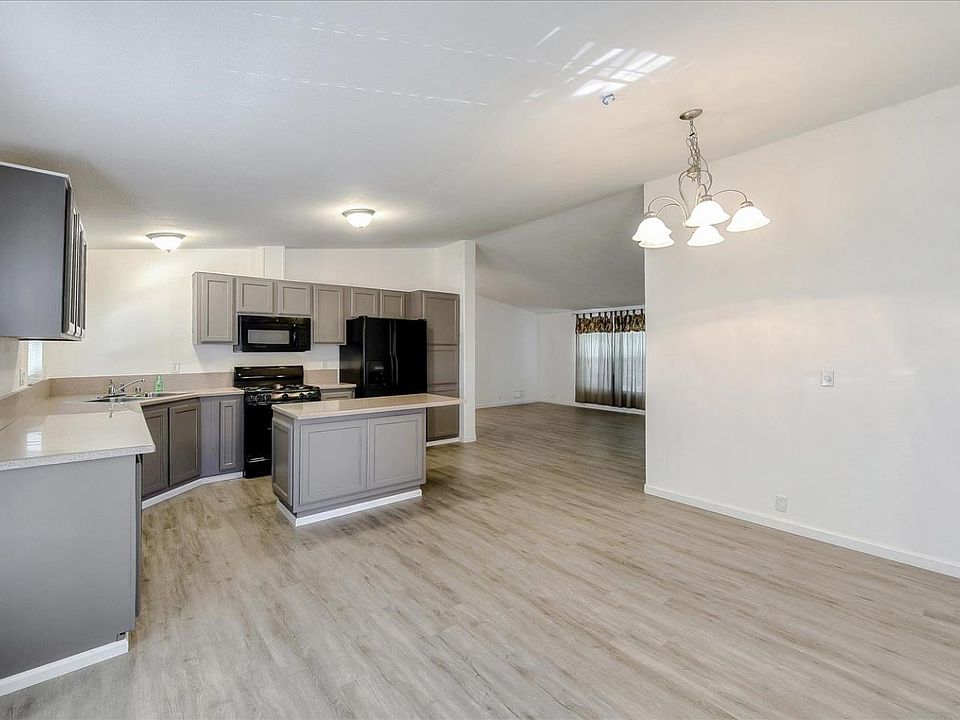1st image of 1085 Tasman Dr Space 25