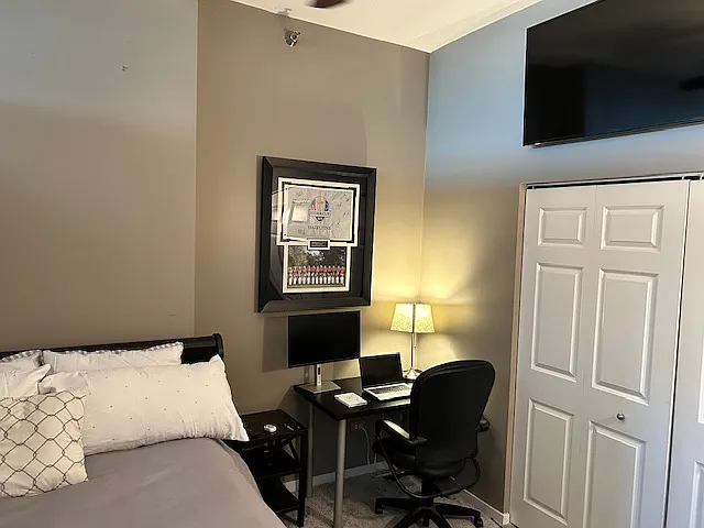 1600 S Indiana Ave #1306 — Photo 6