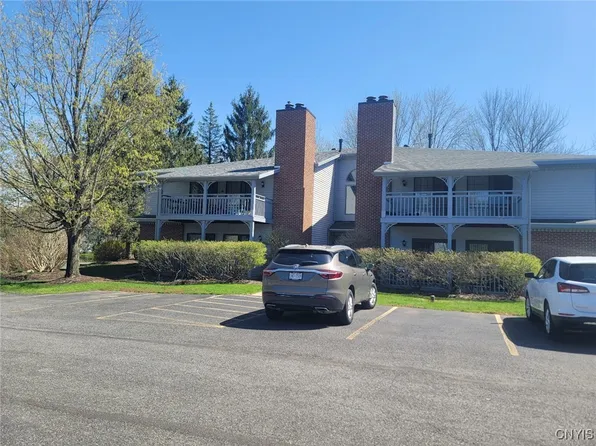 3046 Town Center Rd, Baldwinsville, NY 13027