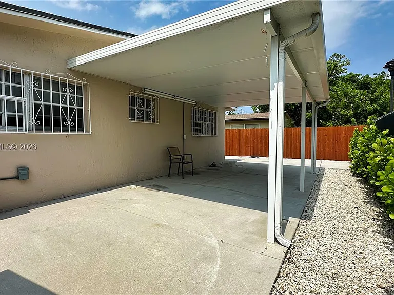 286 NW 39th St #288 — Photo 23
