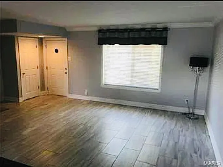 1018 Lacouer Dr — Photo 4
