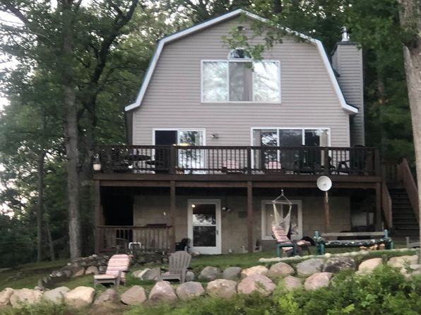 2834 Lakehill Dr