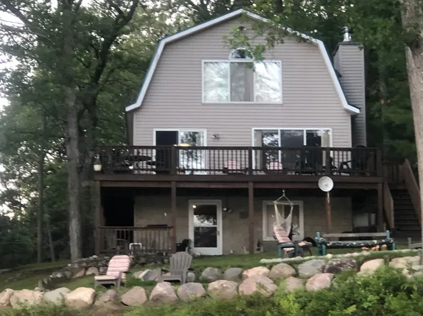 2834 Lakehill Dr, Curran, MI 48728