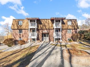 Wildwood Condominium, Dracut, MA 01826
