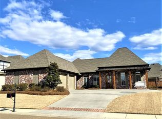 1107 Sapphire Xing, Flowood, MS 39232