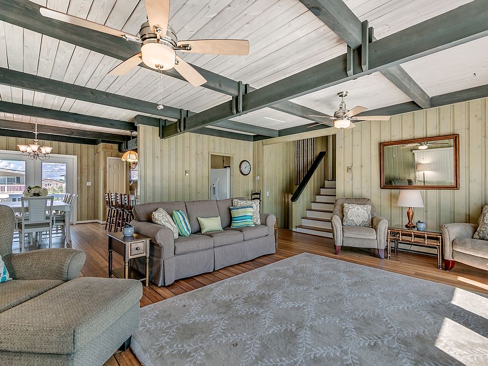 Spacious Open Floor Plan

