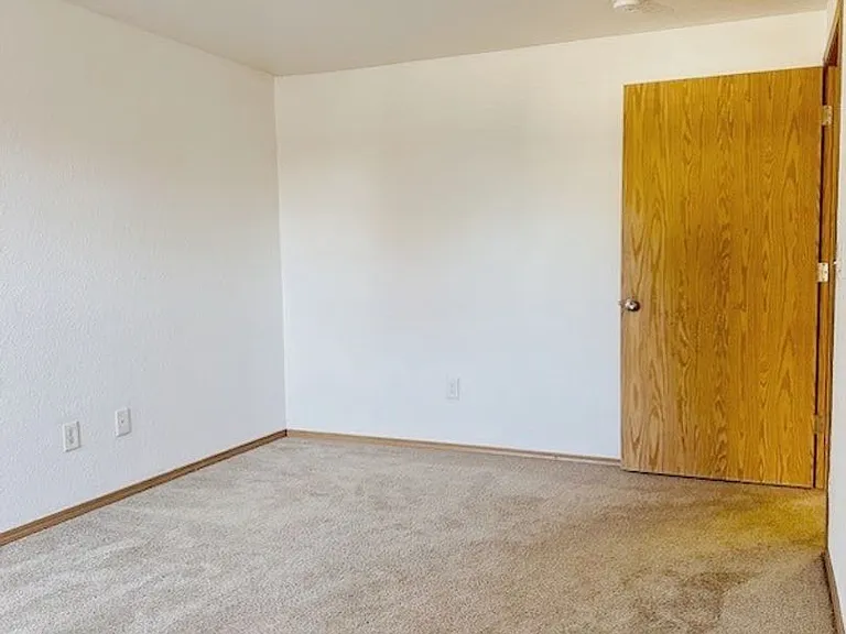 Kruse Villa Apartments — Photo 30