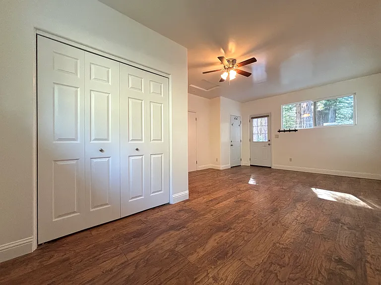 221 Gillette Rd — Photo 19
