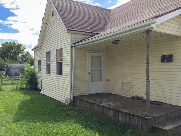 219 E 15th St, Muncie, IN 47302