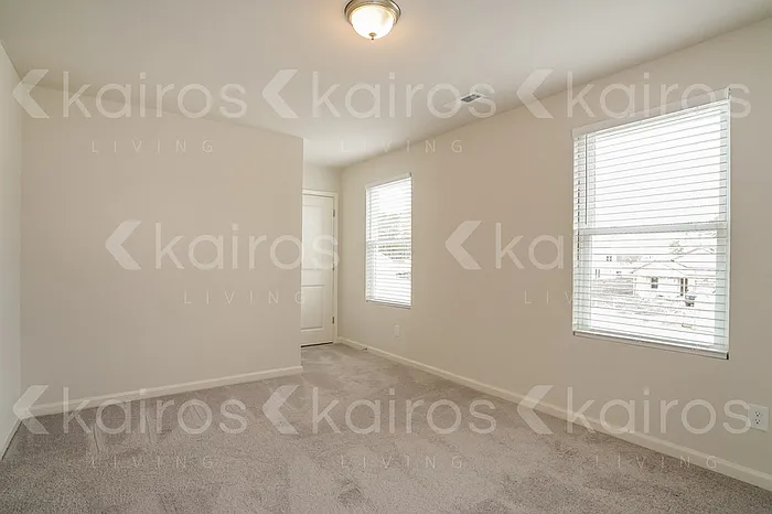 105 Kyles Dr — Photo 11