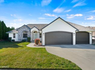 7300 Saddle Brook Dr, Yakima, WA