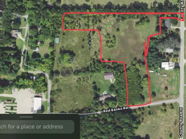 2 Red Banks Rd, Fremont, WI 54940