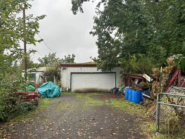 36690 Wheeler Rd, Pleasant Hill, OR 97455