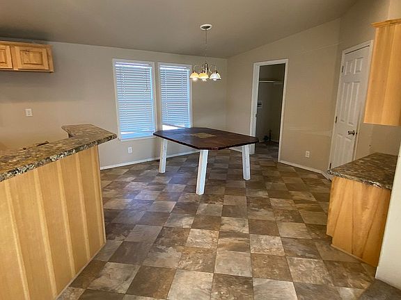 5th image of 120 Jebens St