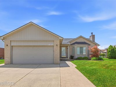 21618 Sue Ellen Dr, Macomb, MI, 48044