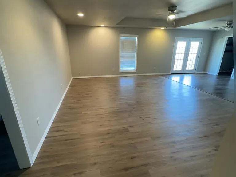 521 Micahs Xing — Photo 14