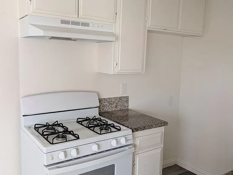 Lassen Carriage House LLC — Photo 18