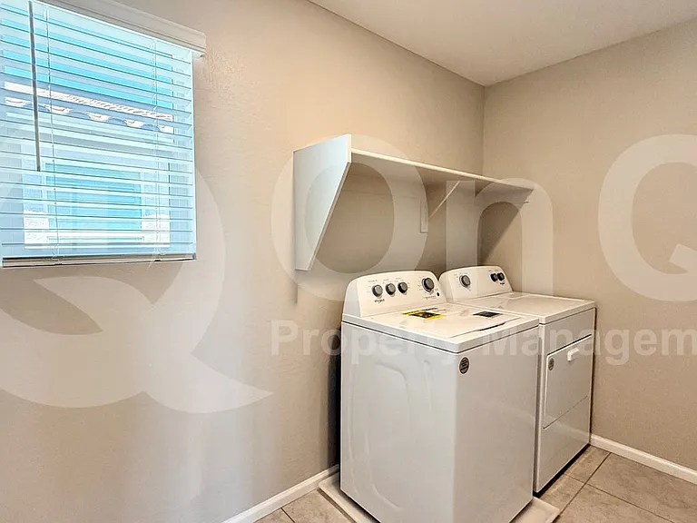 17381 W Daley Ln — Photo 20
