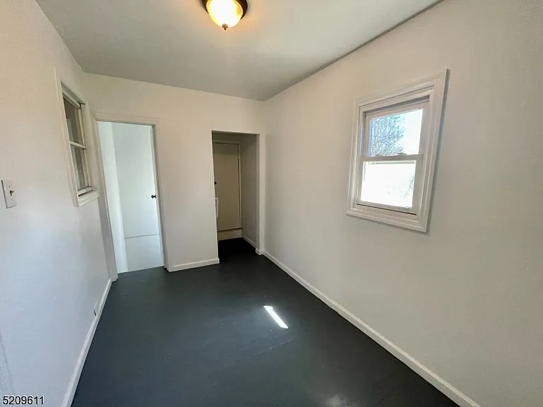 259 Speedwell Ave — Photo 9