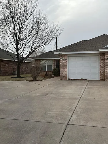 3224 Wallace St Photo 1