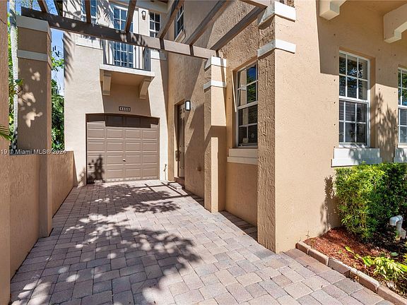 4th image of 4402 Morgan Ln #1-9