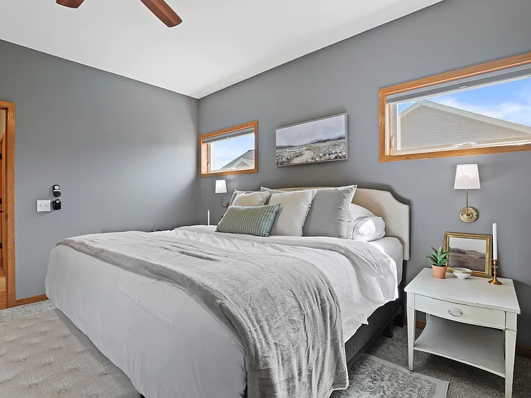 1016 Peterson Dr — Photo 31