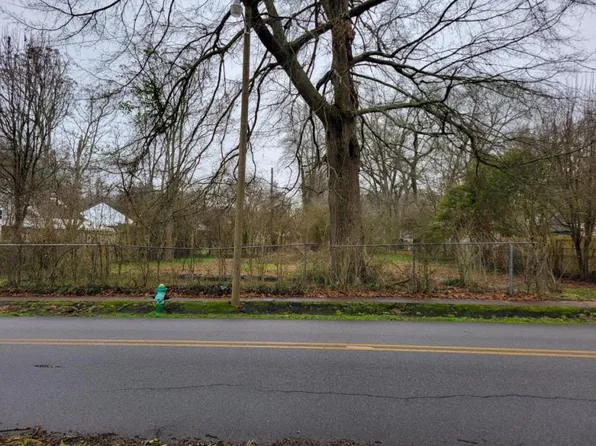 301 Green Ave #22, Hogansville, GA 30230