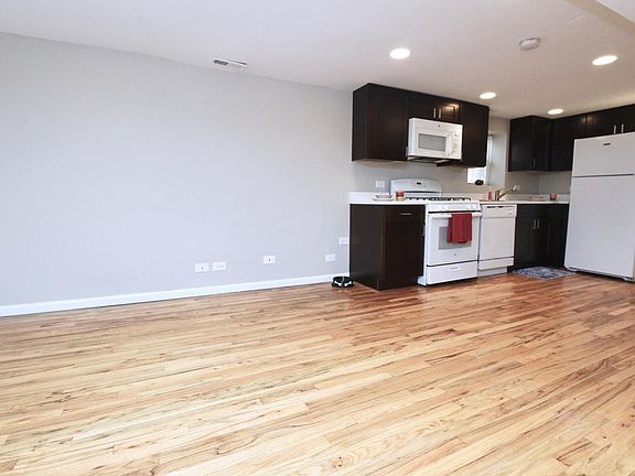 5th image of 2838 N Orchard St #G