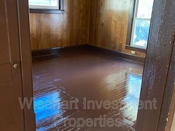4th image of 714 N Metcalf St