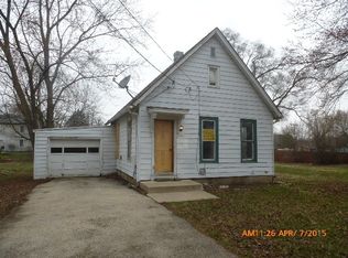 564 Ramona Ave, Elgin, IL 60120