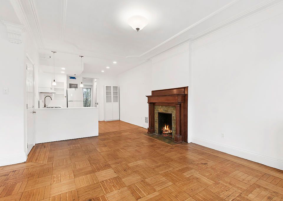 2nd image of 15 S Portland Ave #2