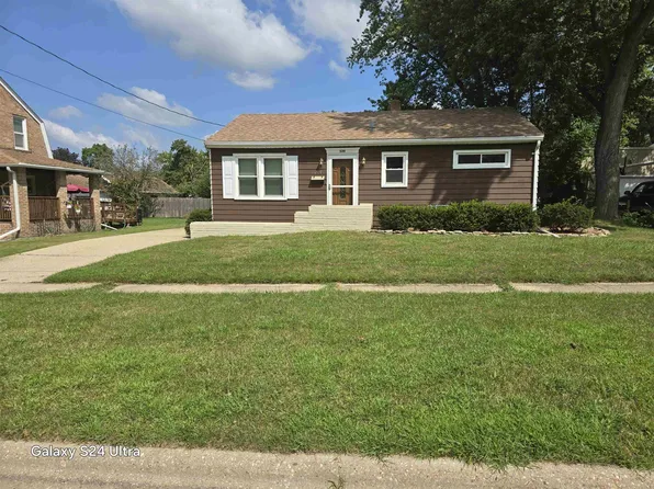 529 Center St, South Beloit, IL 61080