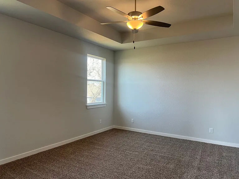234 Camryn Xing — Photo 19