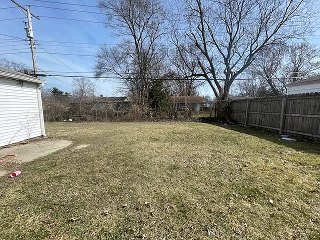 830 Manchester Dr — Photo 20