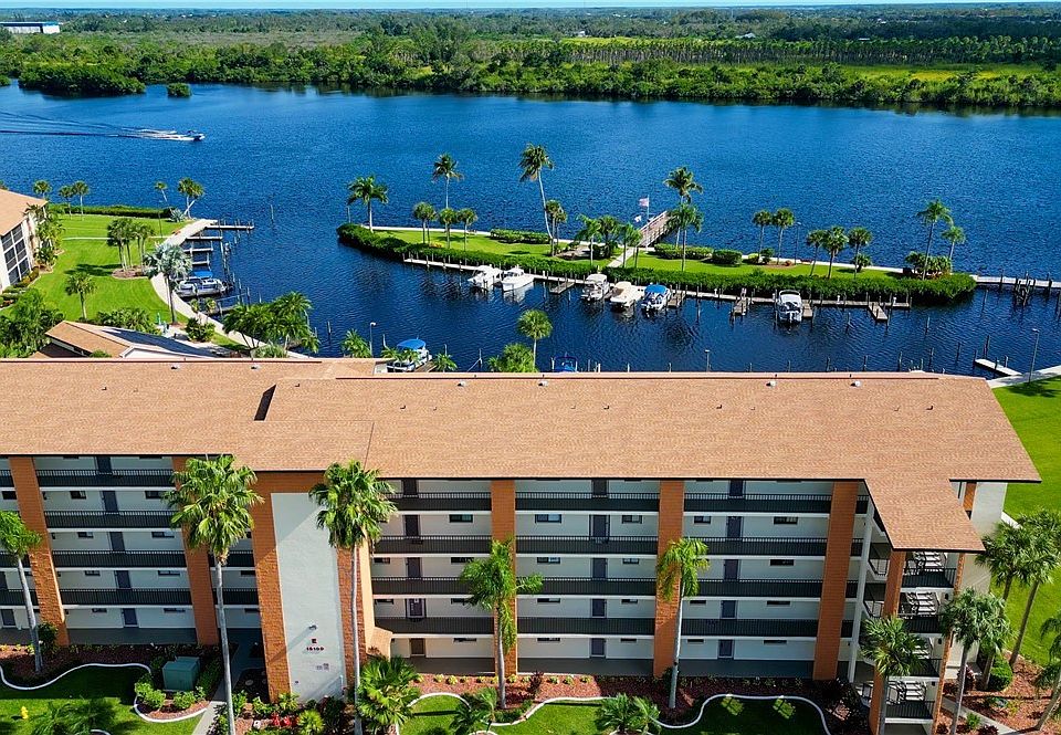 1st image of 16100 Bay Pointe Blvd #107