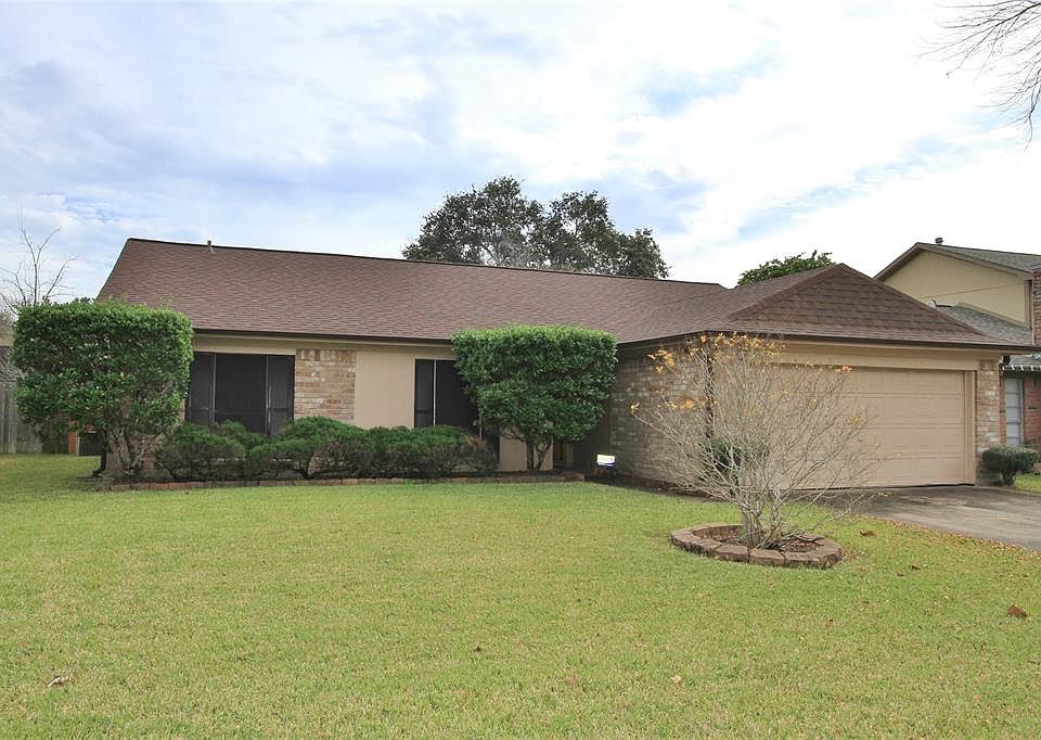 Pristine One Story, Three Bedroom Home is centrally located in an established neighborhood.