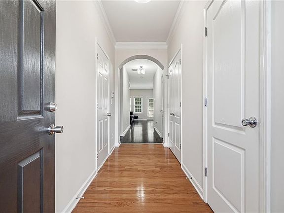 4th image of 2150 Burns View Ln