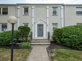 4 Girard Pl APT D, Union, NJ 07083
