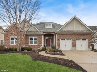 1111 Ashley Ln, Inverness, IL 60010