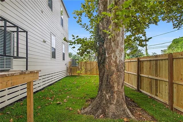 2320 Mardi Gras Blvd — Photo 12
