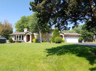11S306 Oakwood Ave, Lemont, IL